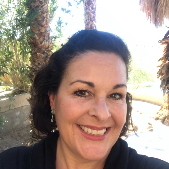 Meet your Posher, Marisa - Picture 5 of 7